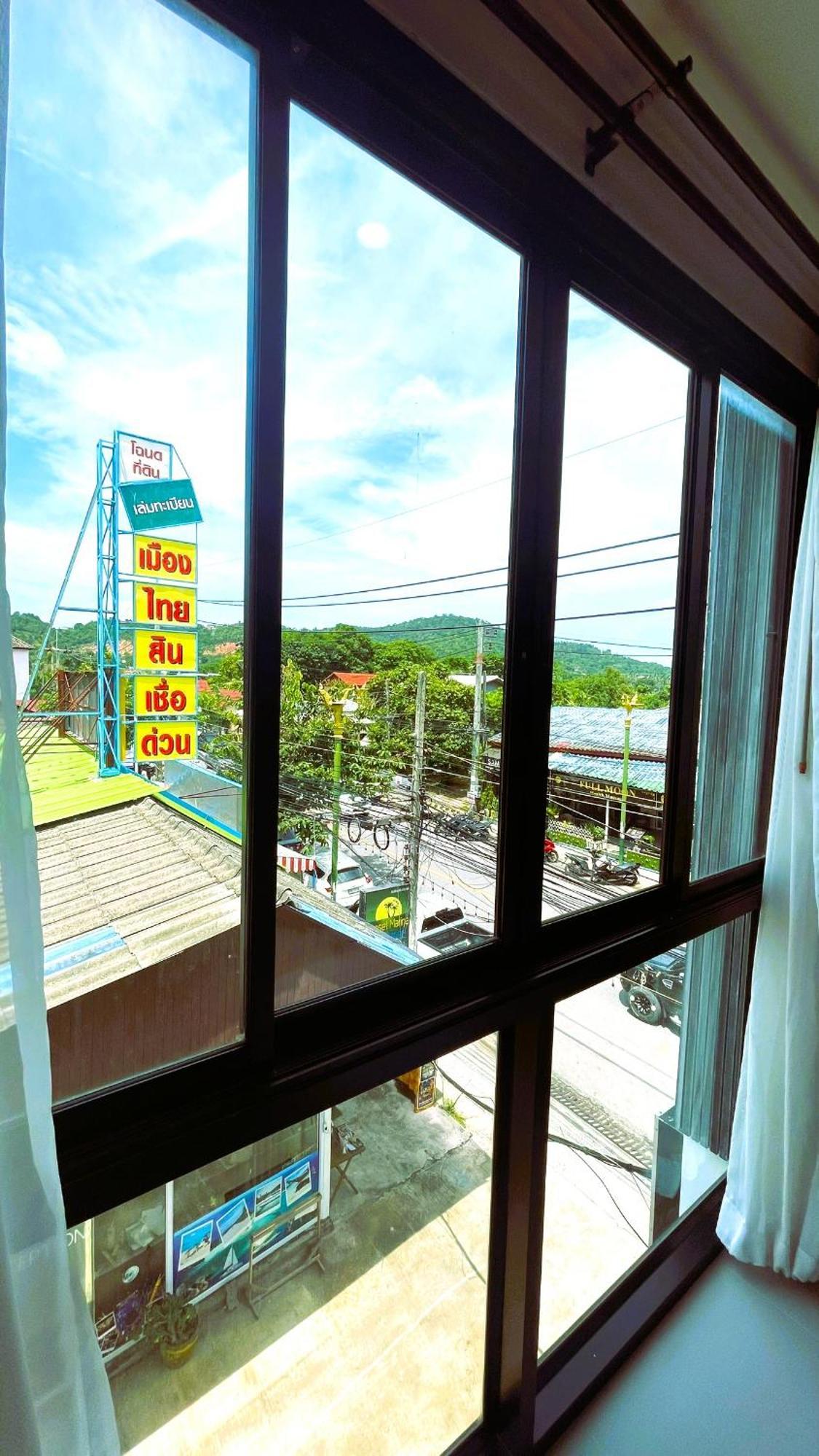 Rockstar Beach Apartments Bang Rak Beach  Eksteriør billede