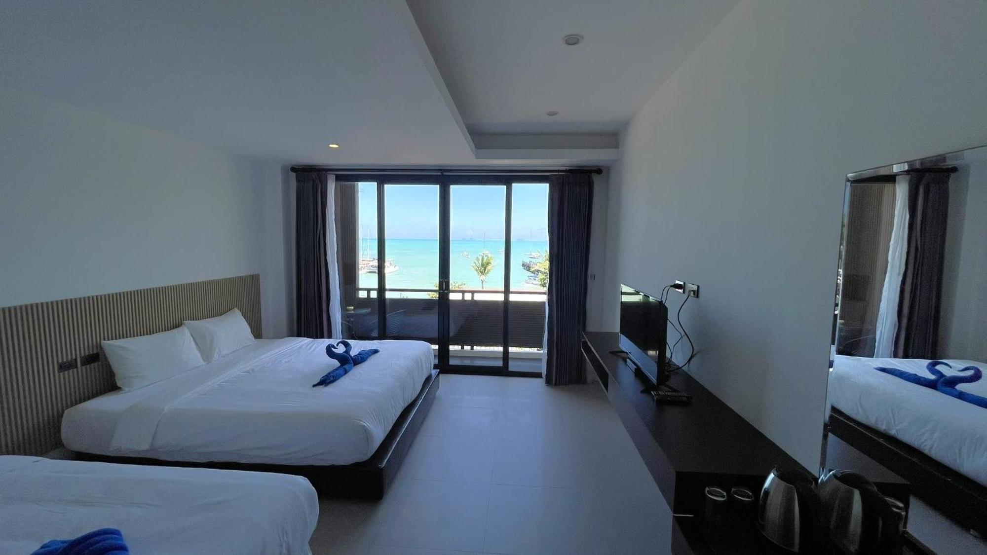 Rockstar Beach Apartments Bang Rak Beach  Eksteriør billede