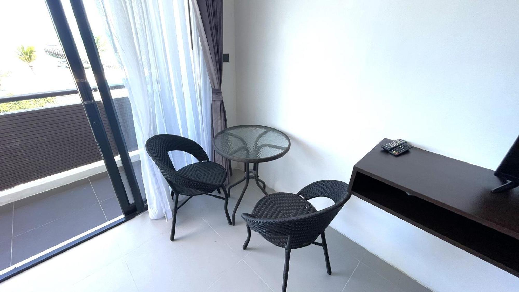 Rockstar Beach Apartments Bang Rak Beach  Værelse billede